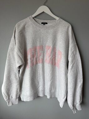 The Bar heathered grey pink logo varsity crewneck sweatshirt Women’s sz L